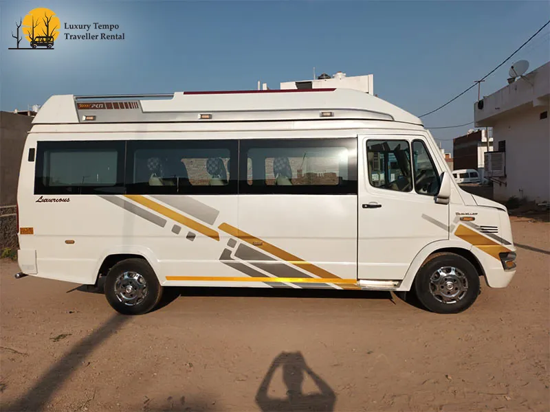 tempo-traveller-for-family-tour.webp
