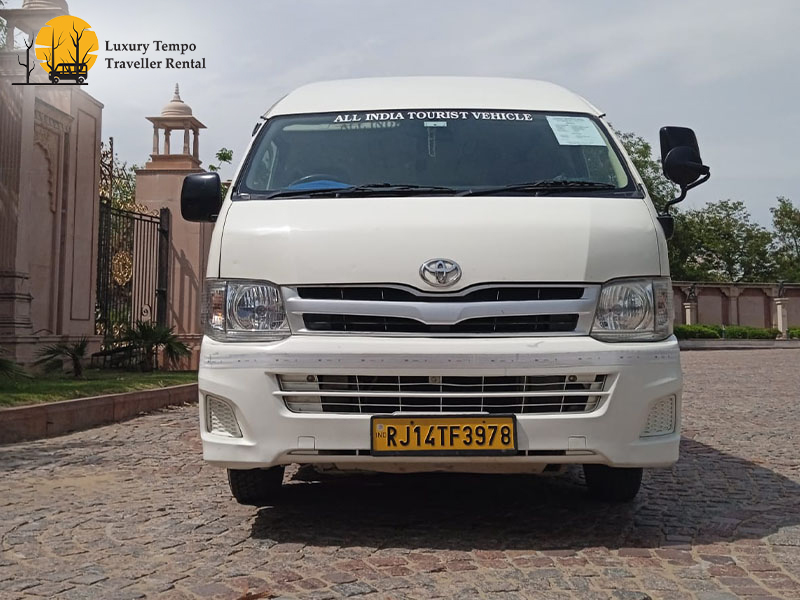 Toyota Hiace hire jaipur